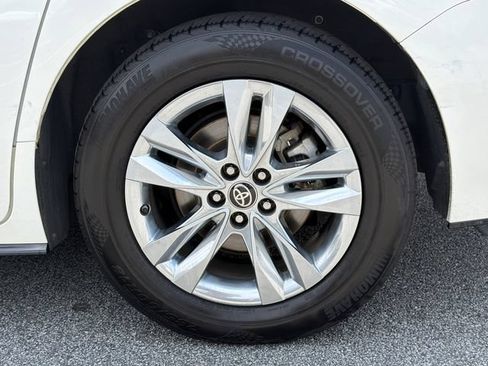Used 2021 Toyota Sienna Limited FWD image 20