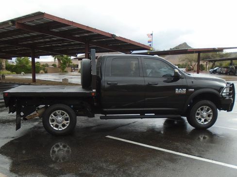 Used 2017 RAM 2500 Tradesman w/ Chrome Appearance Group image 18