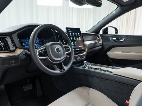 New 2026 Volvo XC60 B5 Core image 12