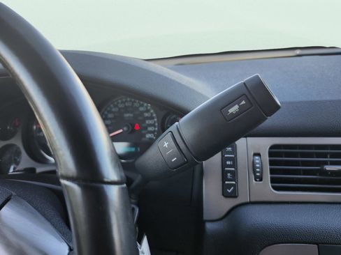 Used 2013 Chevrolet Silverado 2500 LTZ w/ LTZ Plus Package image 14