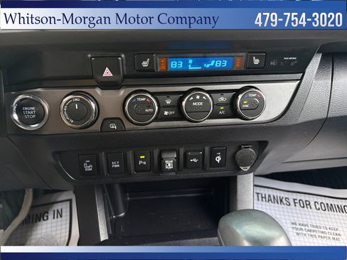 Used 2022 Toyota Tacoma TRD Off-Road w/ TRD Premium Off Road Package image 29