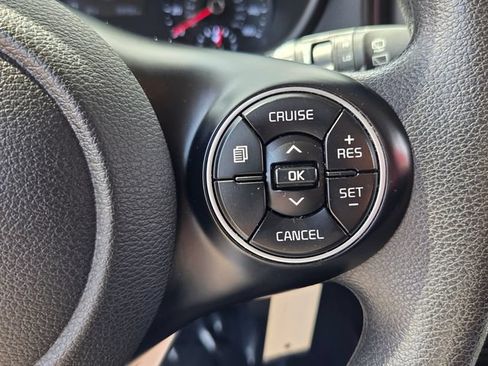 Used 2022 Kia Soul LX w/ Technology Package FWD image 28