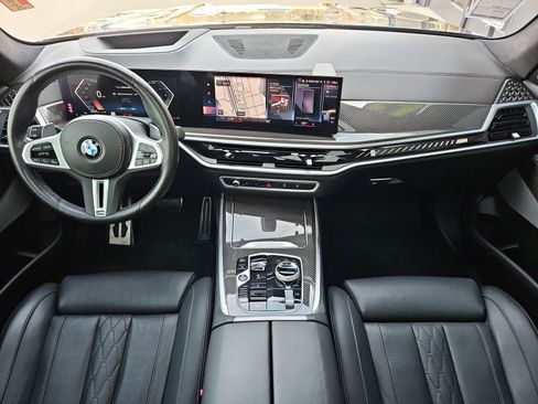 Used 2023 BMW X7 M60i w/ Executive Package image 17