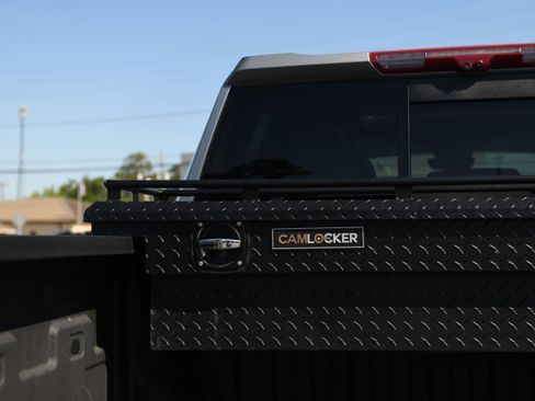 Used 2025 GMC Sierra 2500 AT4 w/ AT4 Premium Plus Package AWD/4WD image 16