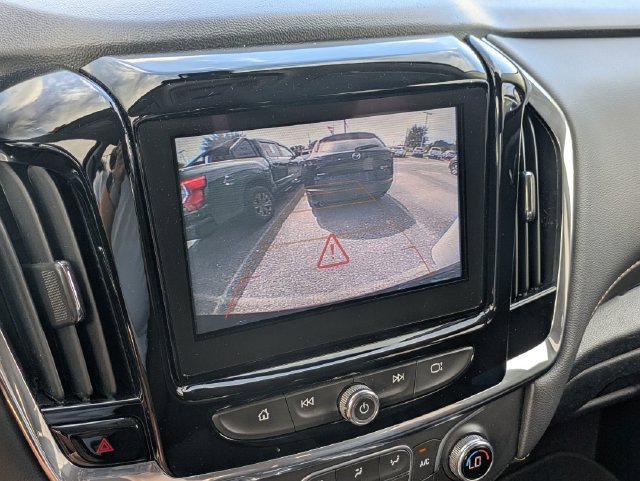 Used 2019 Chevrolet Traverse LT FWD image 24
