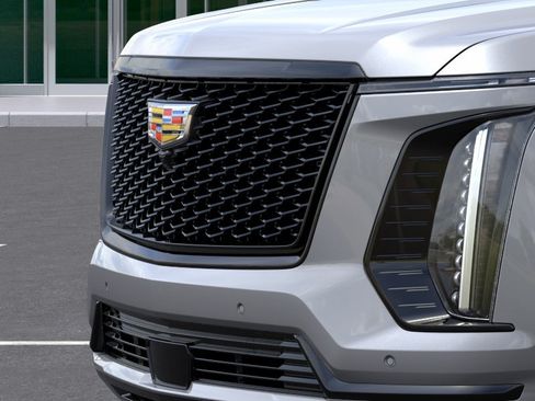 New 2026 Cadillac Escalade Sport AWD/4WD image 13