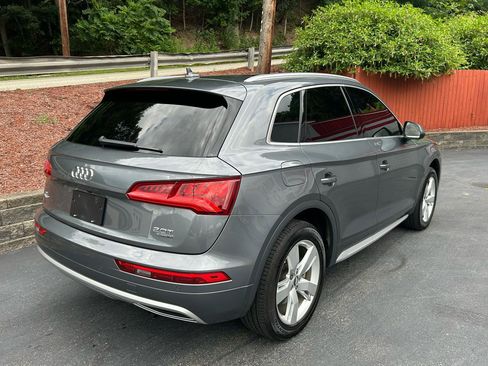 Used 2018 Audi Q5 2.0T Premium Plus w/ Premium Plus Package AWD/4WD image 5