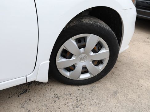 Used 2017 Nissan Sentra S FWD image 9