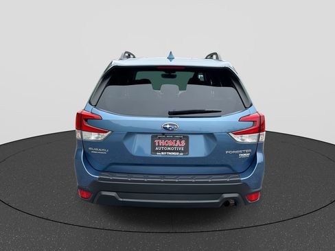 Used 2021 Subaru Forester Premium AWD/4WD image 7