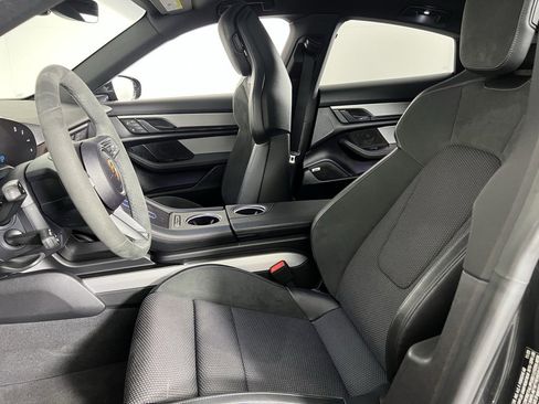 Used 2024 Porsche Taycan 4S image 22