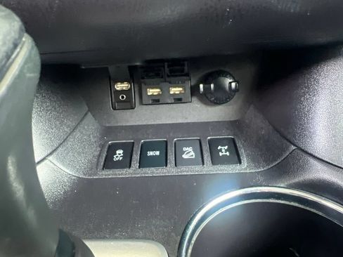 Used 2019 Toyota Highlander XLE AWD/4WD image 59