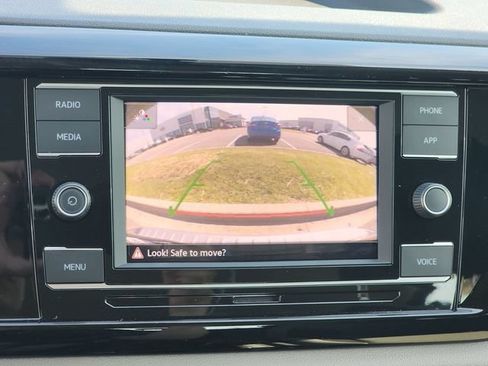 Used 2023 Volkswagen Taos S FWD image 18
