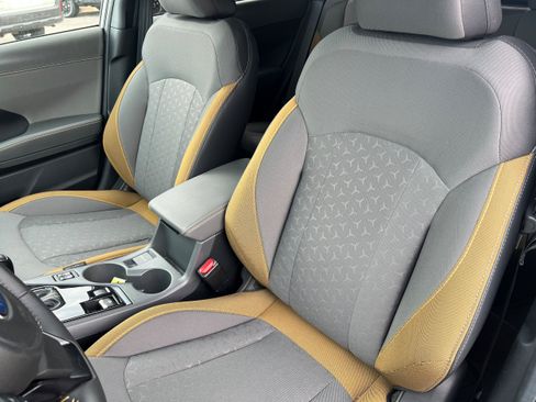 Certified 2025 Subaru Crosstrek 2.5i Sport AWD/4WD image 18