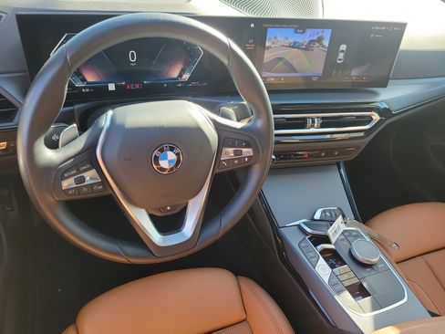 Used 2023 BMW 230i Coupe w/ Convenience Package image 4