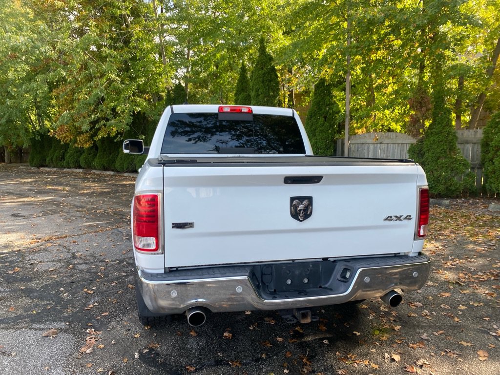Used 2015 RAM 1500 Laramie w/ Convenience Group AWD/4WD image 4