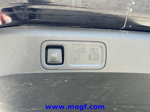 Certified 2024 Ford Expedition Max Limited image 26