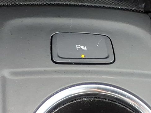 Used 2024 Chevrolet Equinox LT w/ LPO, Floor Liner Package FWD image 22