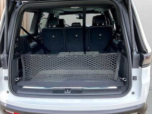 New 2026 Jeep Grand Wagoneer Summit w/ Rear Seat Video Group I AWD/4WD image 28