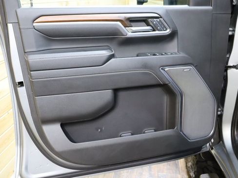 Used 2024 GMC Sierra 2500 Denali w/ Denali Reserve Package image 46