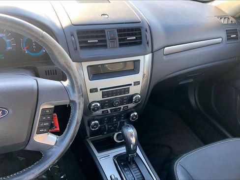 Used 2011 Ford Fusion SEL w/ 302A Rapid Spec Order Code FWD image 6
