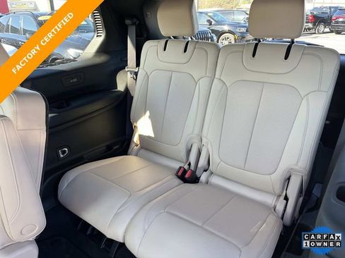 Certified 2025 Jeep Grand Cherokee L Limited w/ Luxury Tech Group II image 21