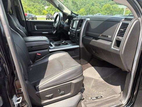 Used 2014 RAM 1500 Limited AWD/4WD image 5