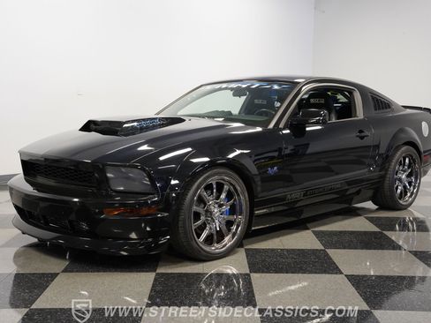 Used 2005 Ford Mustang GT RWD image 6