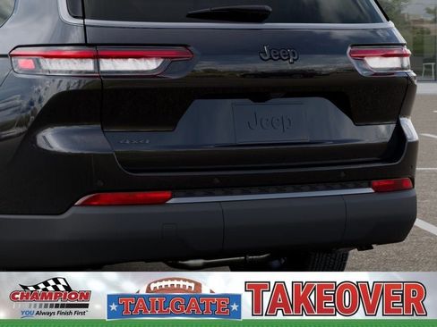 New 2026 Jeep Grand Cherokee L 4WD image 13