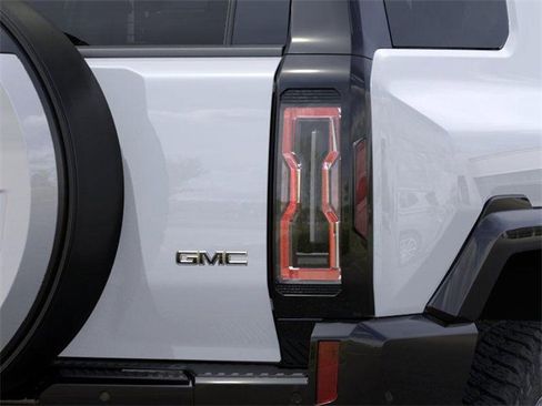 New 2026 GMC Hummer EV SUV image 11