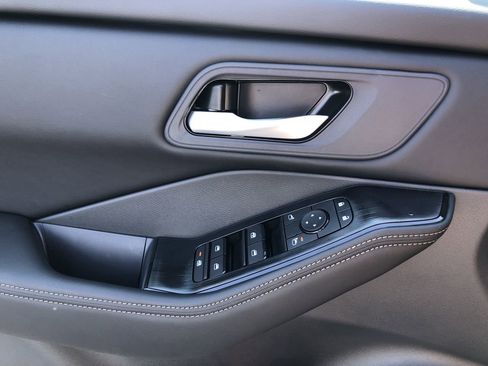 New 2026 Nissan Rogue SV w/ Cold Weather Package image 21