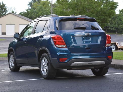 Used 2020 Chevrolet Trax LT FWD image 7