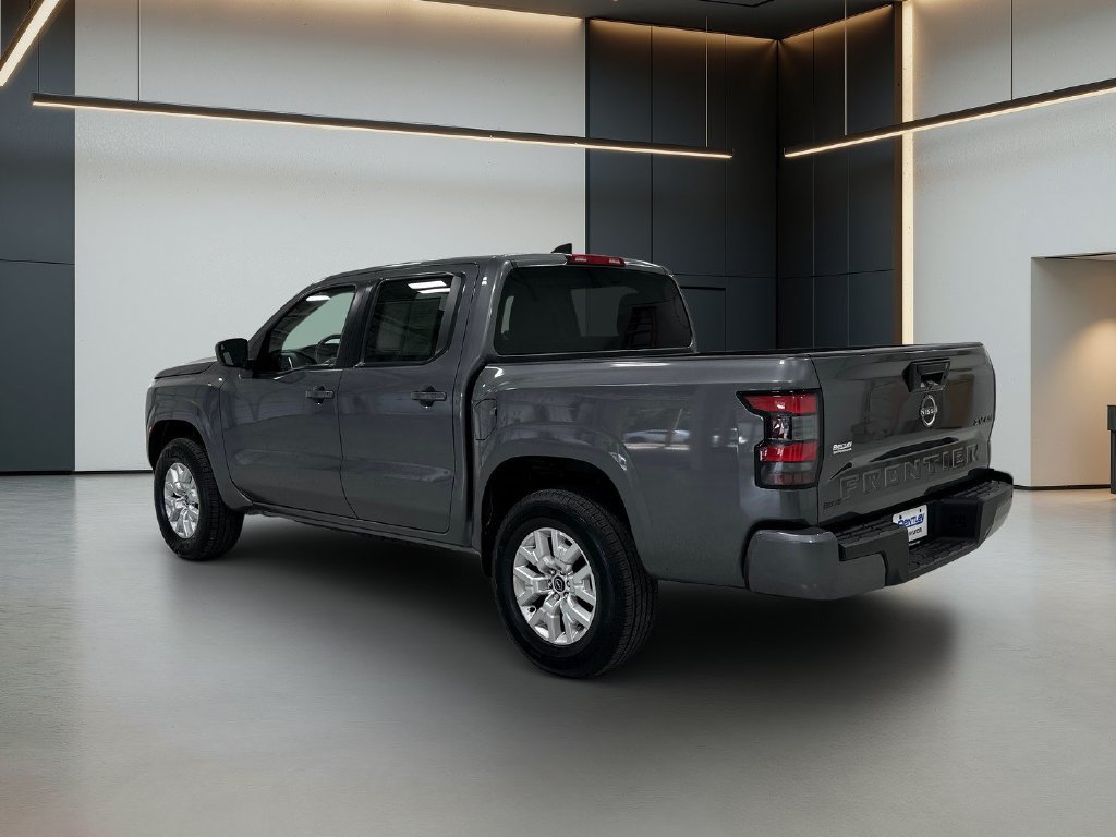 Used 2023 Nissan Frontier SV AWD/4WD image 3
