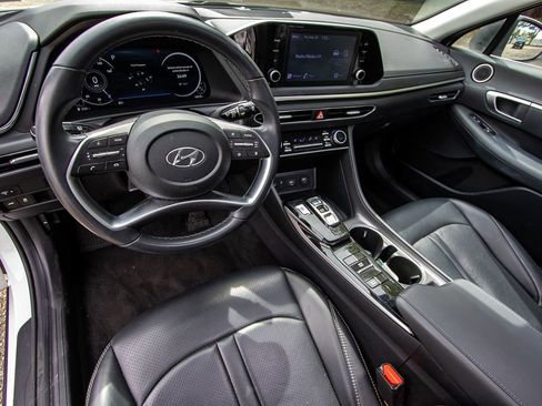 Used 2022 Hyundai Sonata SEL w/ Convenience Package image 12