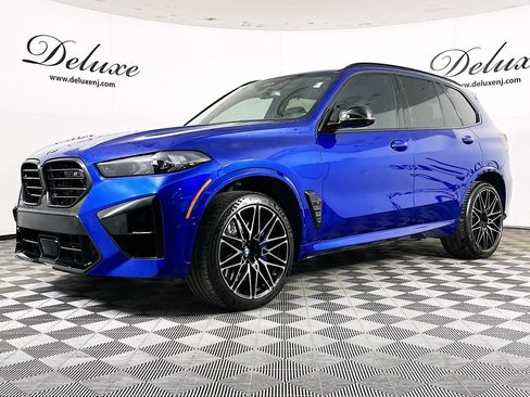 Used 2025 BMW X5 M Competition w/ Executive Package image 3