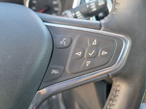 Used 2020 Chevrolet Equinox LT FWD image 35