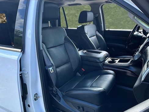 Used 2016 GMC Yukon SLT w/ Open Road Package image 7