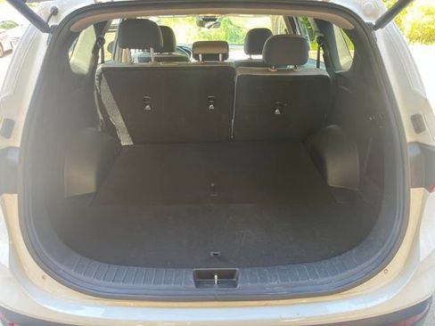 Used 2023 Hyundai Santa Fe SEL FWD image 14