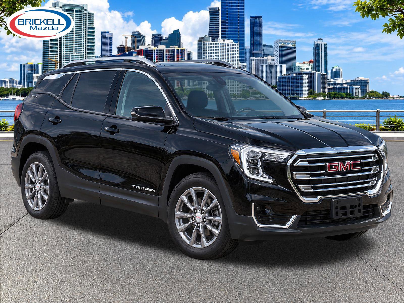 Used 2024 GMC Terrain SLT AWD/4WD image 2