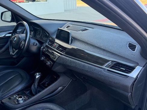 Used 2018 BMW X1 sDrive28i image 12