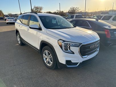 Certified 2022 GMC Terrain SLE w/ Driver Convenience Package