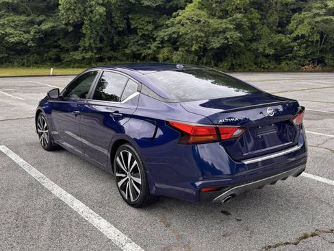 Used 2021 Nissan Altima 2.5 SR FWD image 3