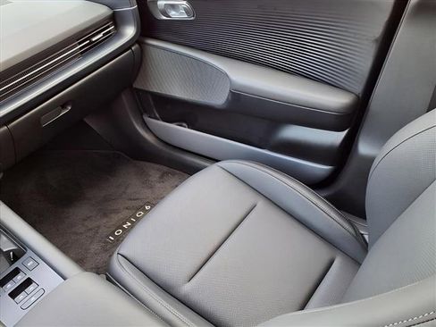 Certified 2025 Hyundai Ioniq 6 SEL image 13
