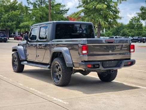 Used 2023 Jeep Gladiator Sport AWD/4WD image 5