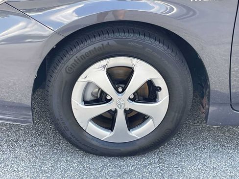 Used 2014 Toyota Prius Three FWD image 7