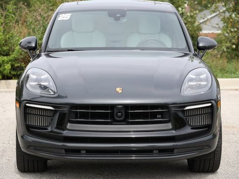 Certified 2025 Porsche Macan GTS AWD/4WD image 35