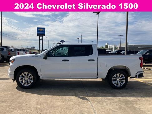 Used 2024 Chevrolet Silverado 1500 Custom image 4