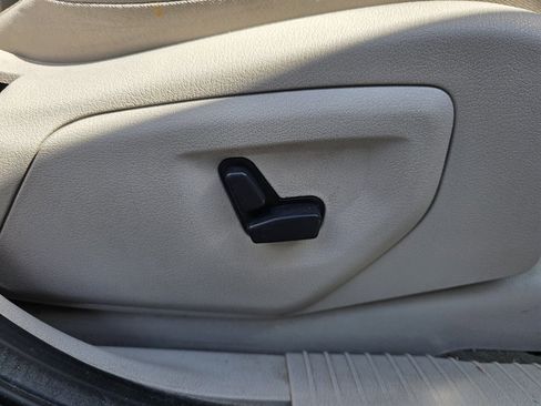 Used 2005 Jeep Grand Cherokee Limited image 29