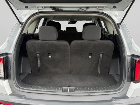 Used 2021 Kia Sorento LX FWD image 29