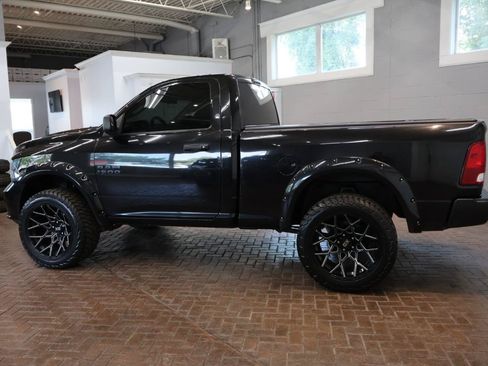 Used 2016 RAM 1500 Express w/ Black Ram 1500 Express Group AWD/4WD image 4