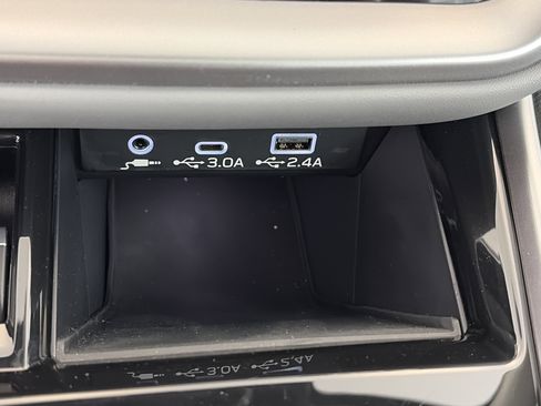 Used 2025 Subaru Legacy Premium image 25